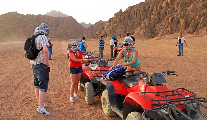 Hurghada Desert Safari Tour with Quad Bikes, ATV Adventure and Authentic Bedouin Experience