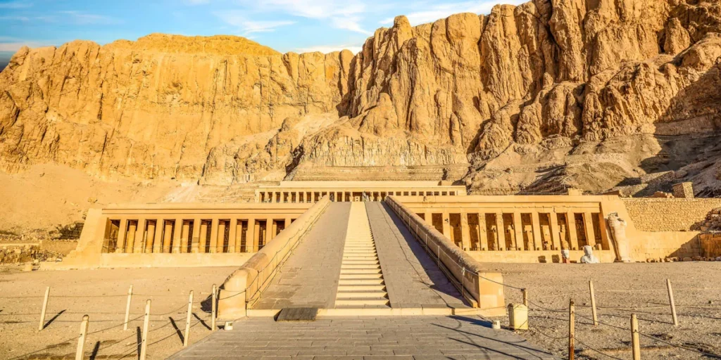 Luksor VIP (5/5)